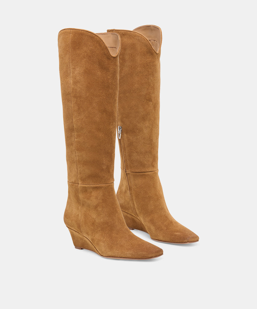 HENRA BOOTS LT BROWN SUEDE
