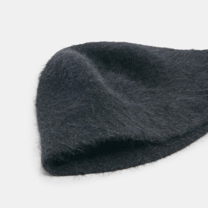 EYELASH BUCKET HAT BLACK