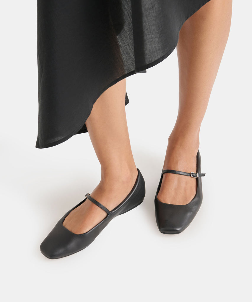 REYES BALLET FLATS BLACK LEATHER