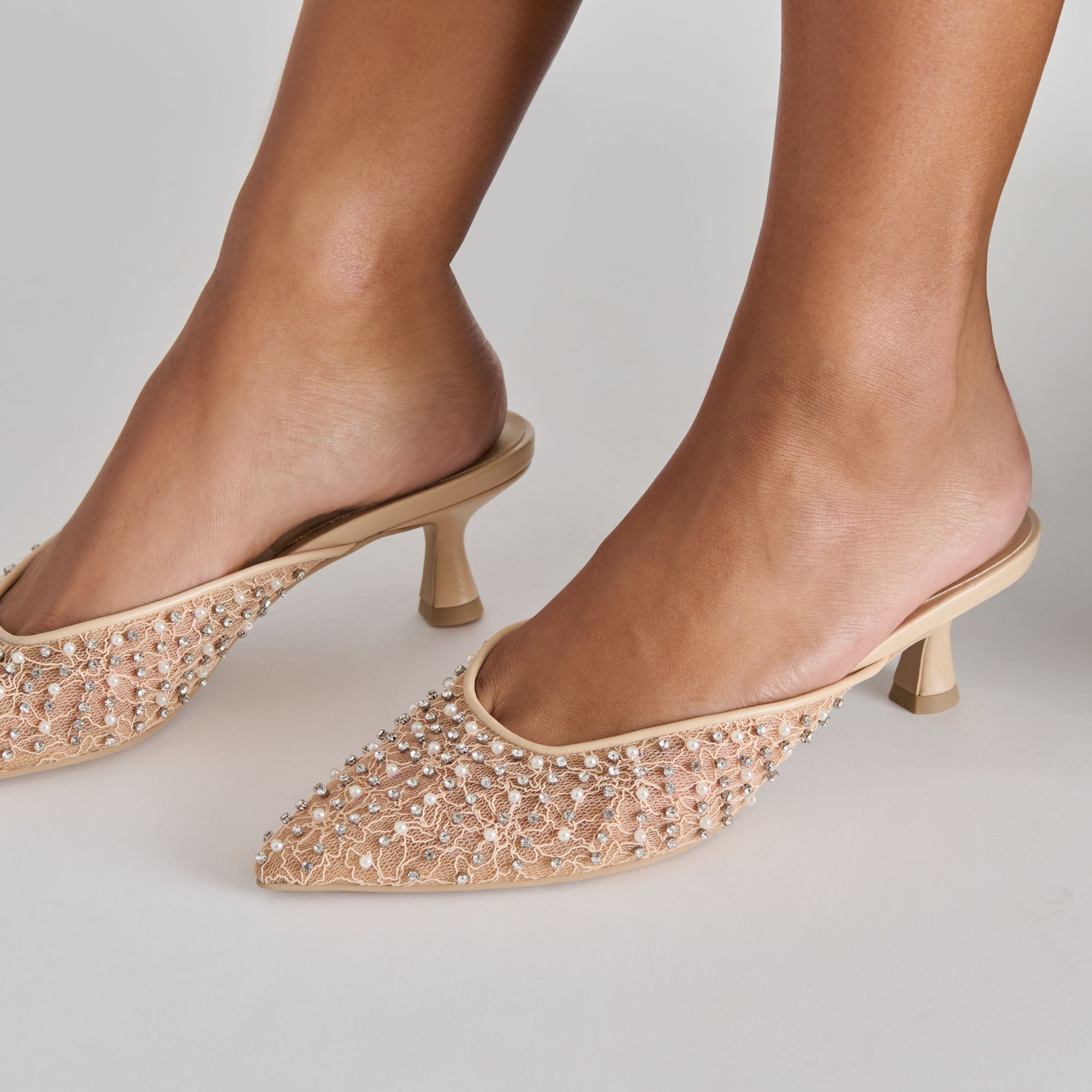 CLEO PEARL HEELS BLUSH LACE MESH - view 4