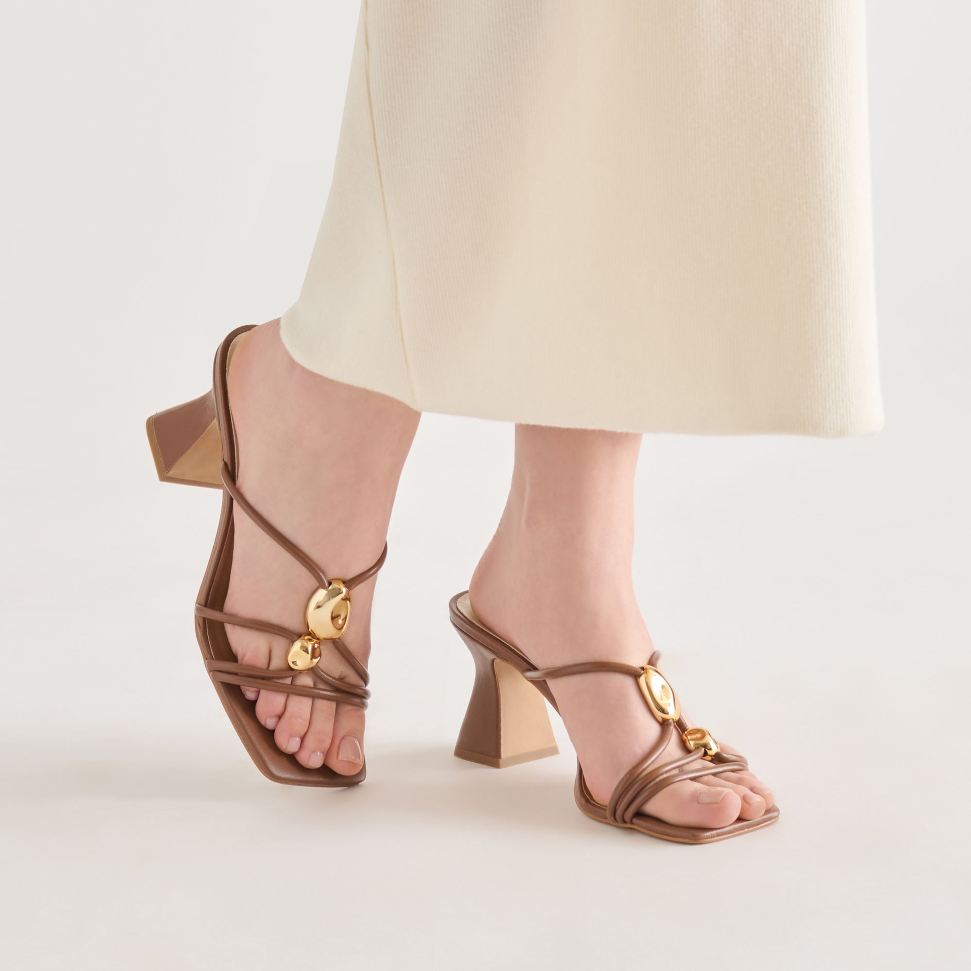 ALAYNA HEELS COGNAC LEATHER - view 2