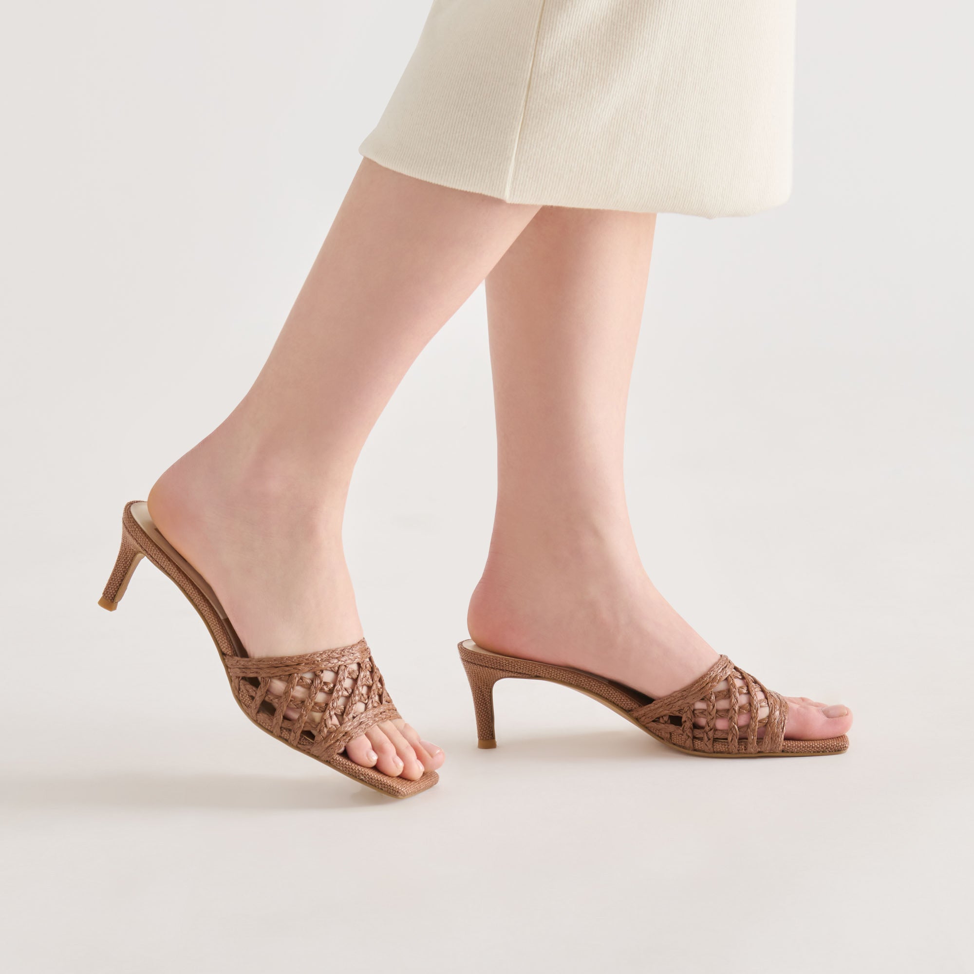 BOWEN HEELS COGNAC RAFFIA - view 6