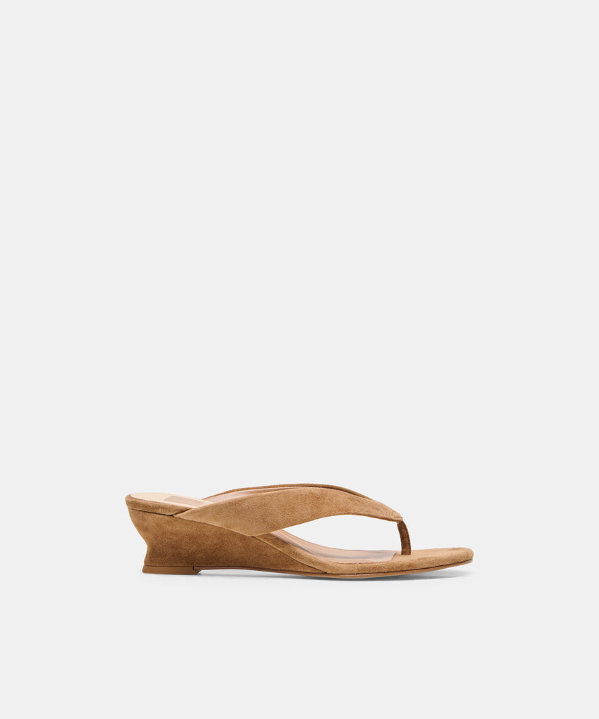 EVARLY Lt Brown Suede Round-Toe Thong Wedges | Dolce Vita