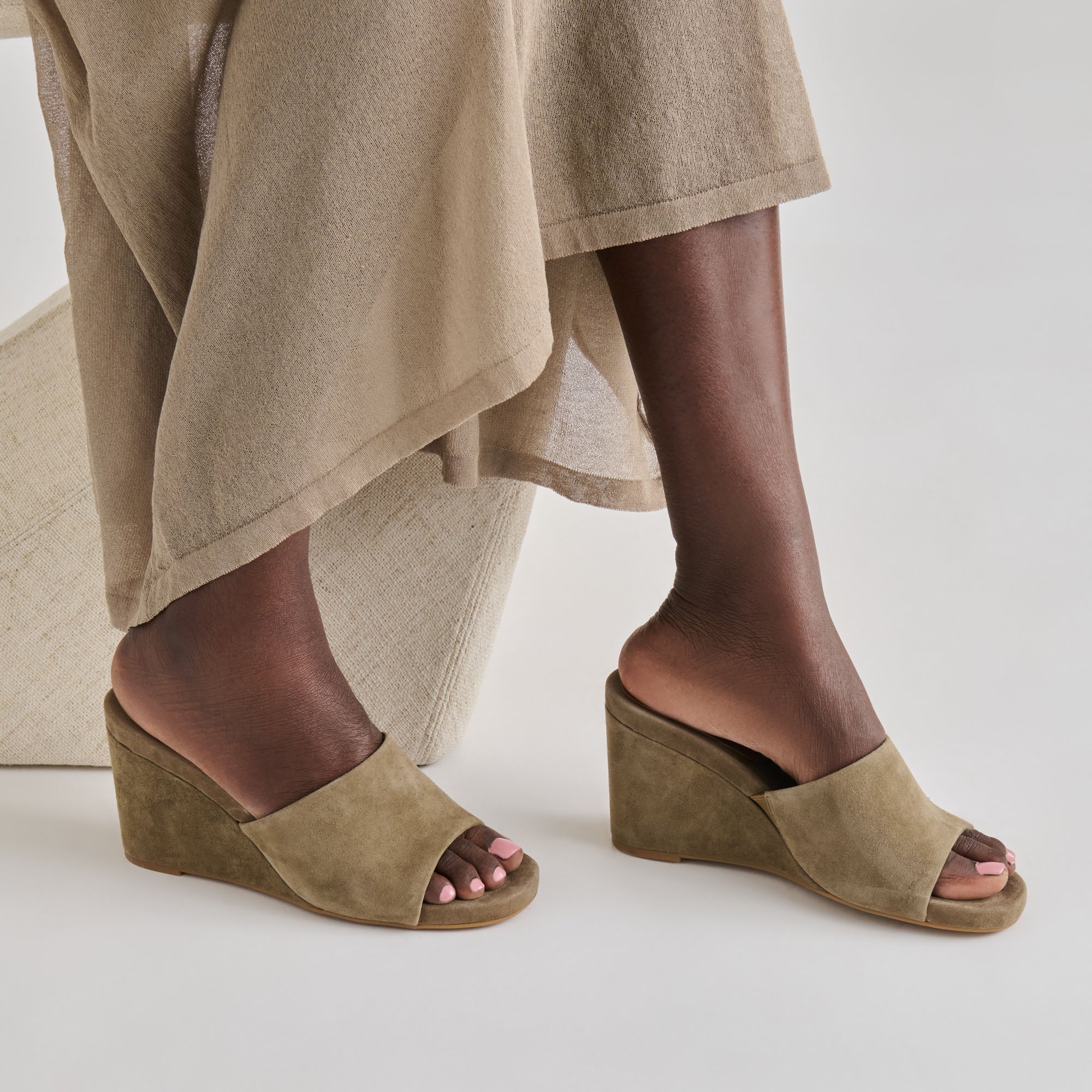 HOLTA WEDGES OLIVE SUEDE - view 4