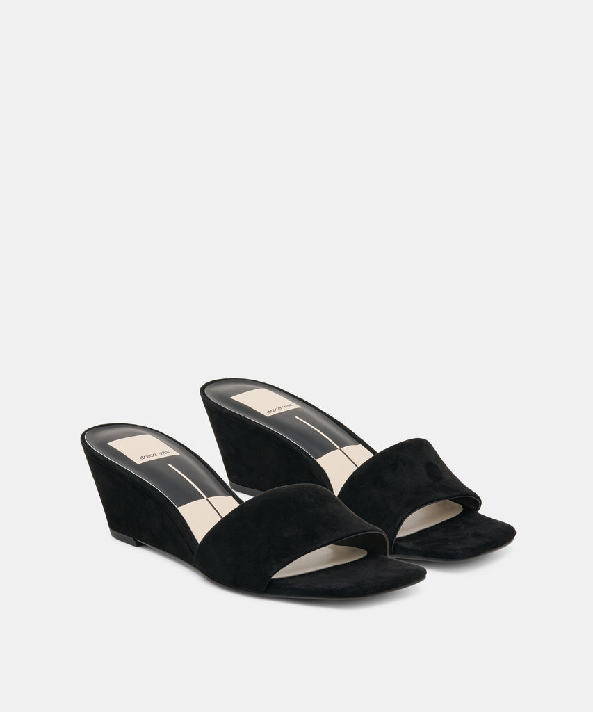 QAILY WEDGES ONYX SUEDE