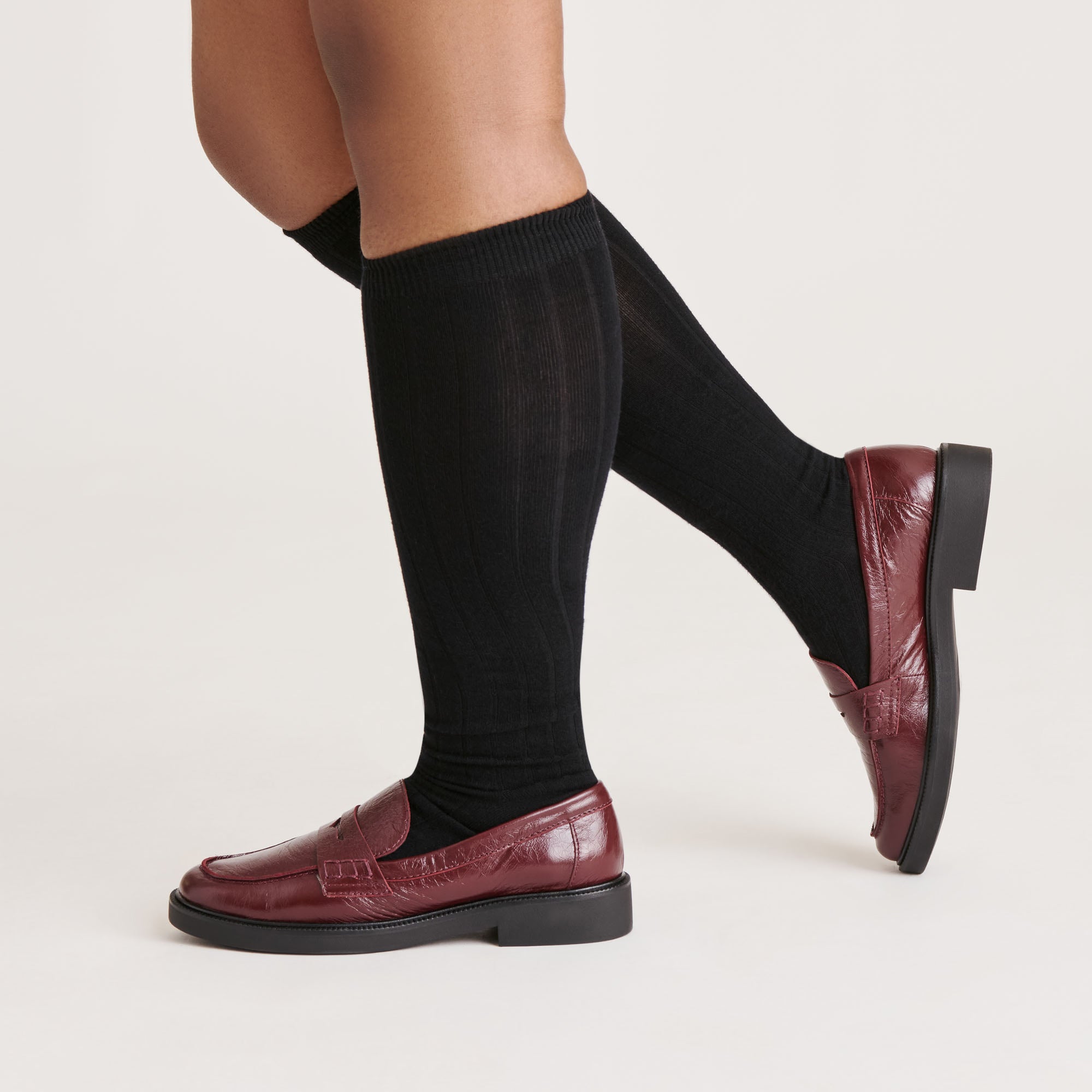 KNEE HIGH SOCKS BLACK