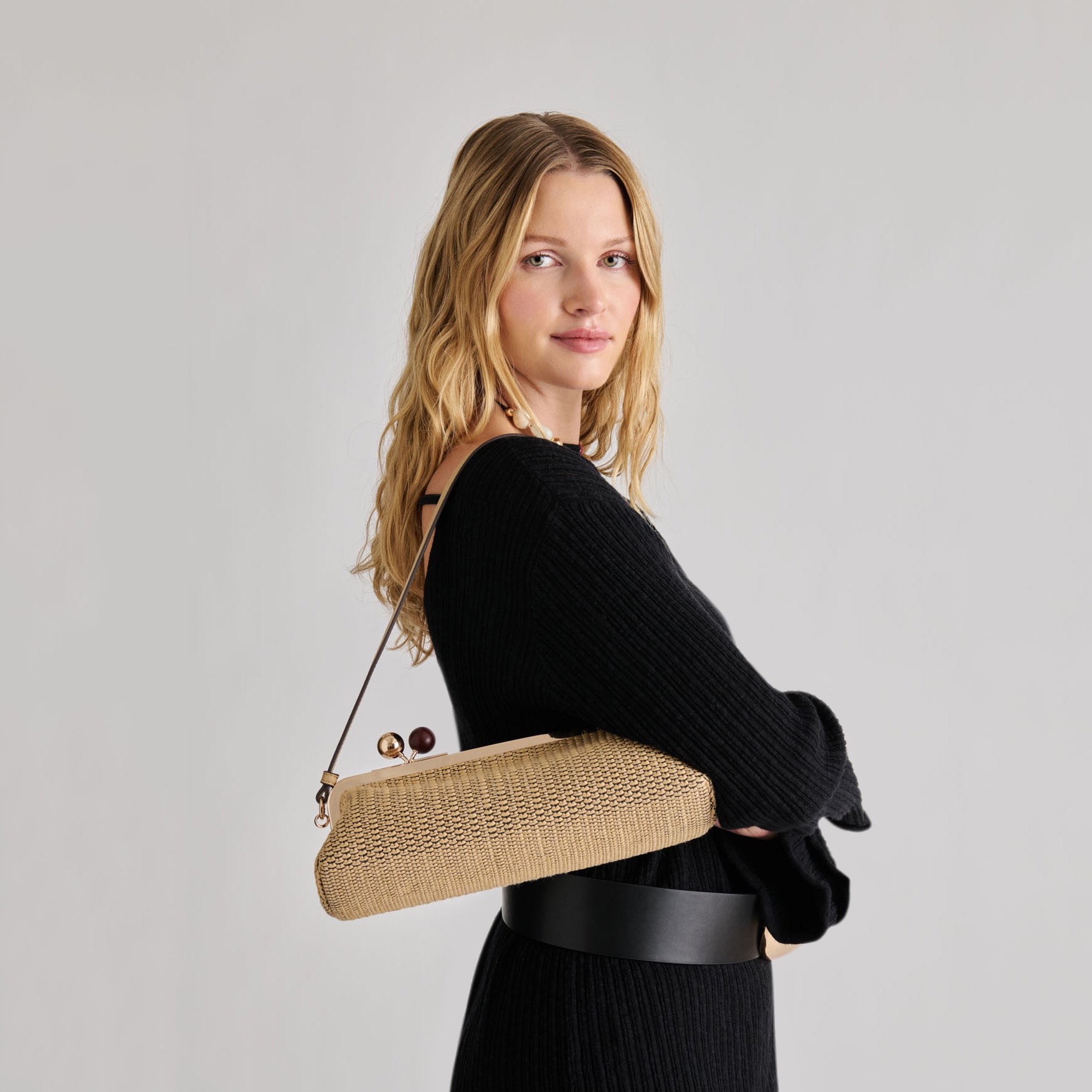 AMBRIAA SHOULDER BAG NATURAL RAFFIA - view 2