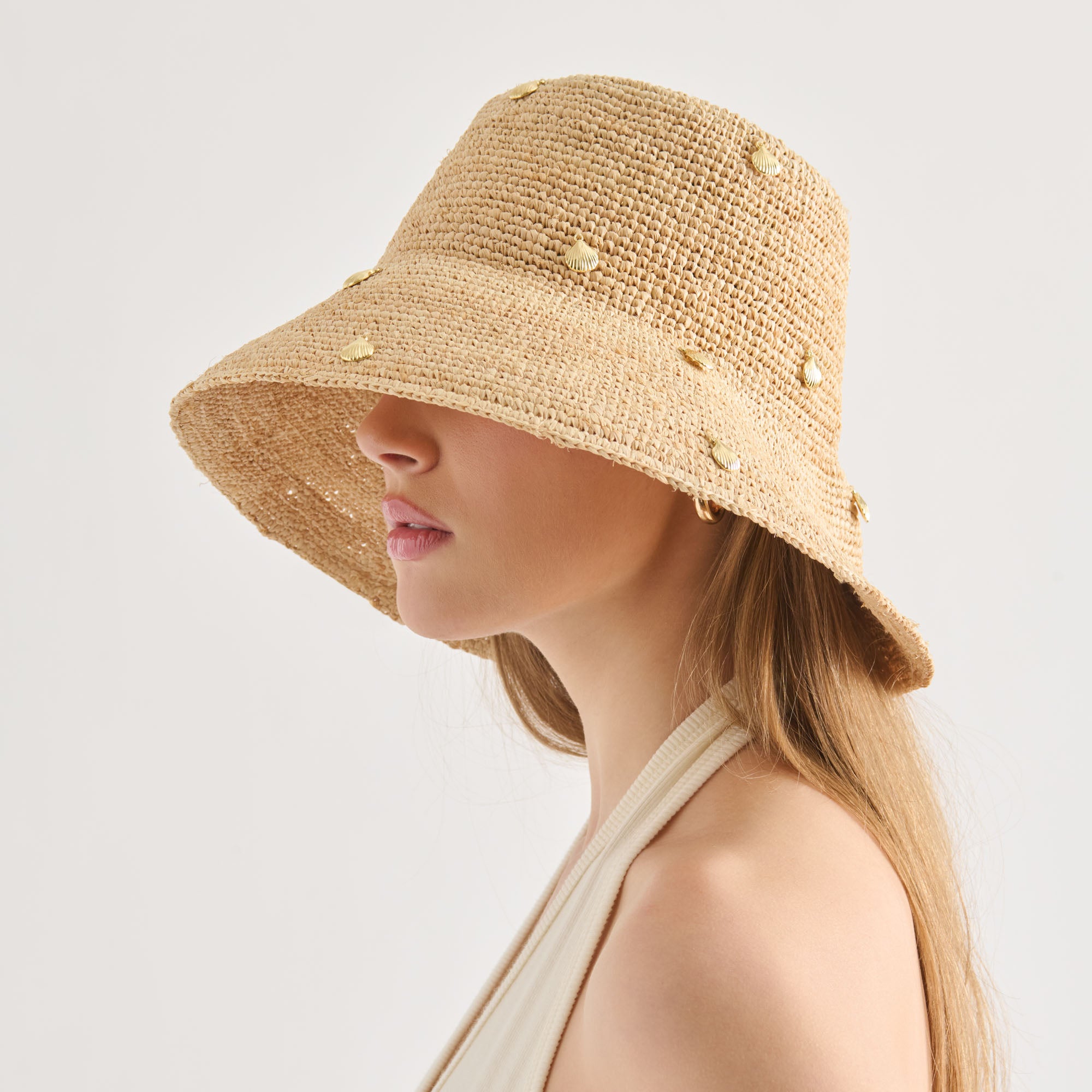 STRAW CLOCHE WITH CHARMS NATURAL - view 4